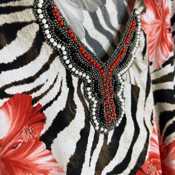 Susan Graver Women's Tunic Top 3X Zebra Floral Beaded Neckline Short Sleeve - Picture 4 of 11